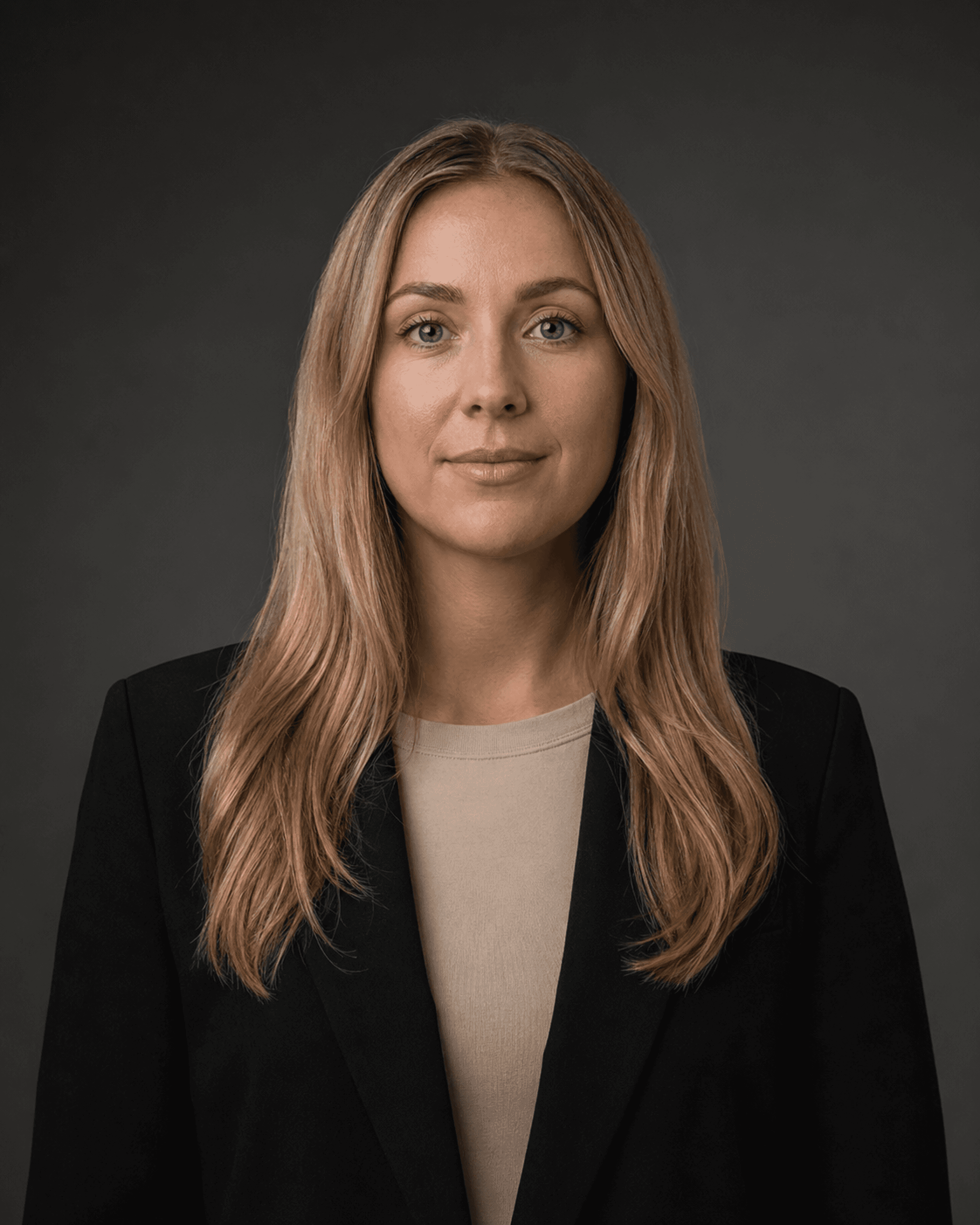 Dr. Evelyn Vance